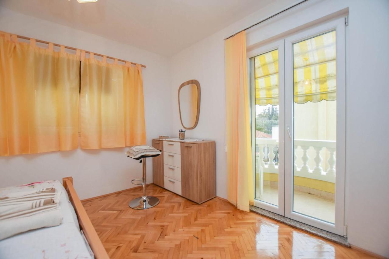 Apartment Dandelion Biograd Na Moru