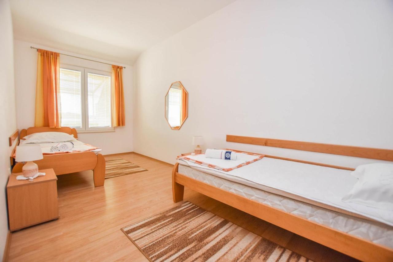 Apartment Dandelion Biograd Na Moru