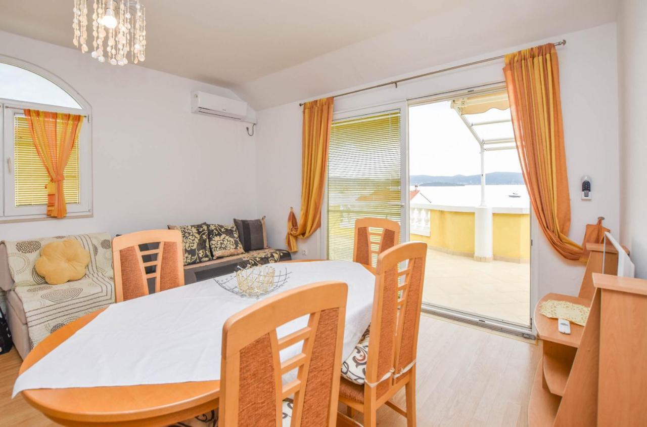 Dandelion Biograd Na Moru
