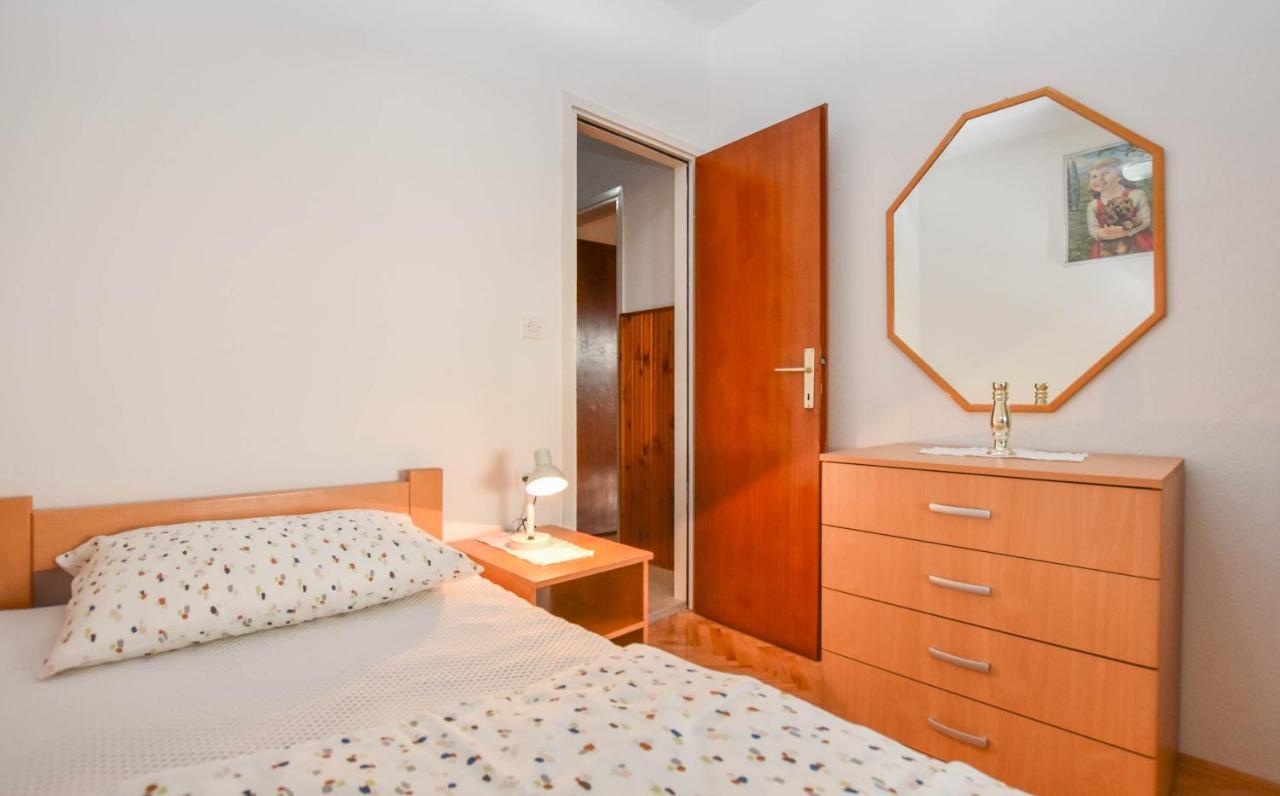 Dandelion Apartment *