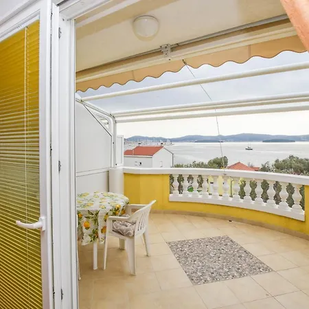 Apartments Dandelion Biograd Na Moru Exterior photo