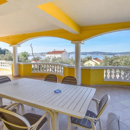 Apartments Dandelion Biograd Na Moru Exterior photo